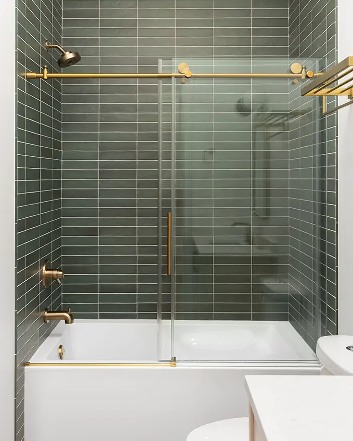 Modern-Shower-in-San-Diego-by-Magnolia-Constructionwebp